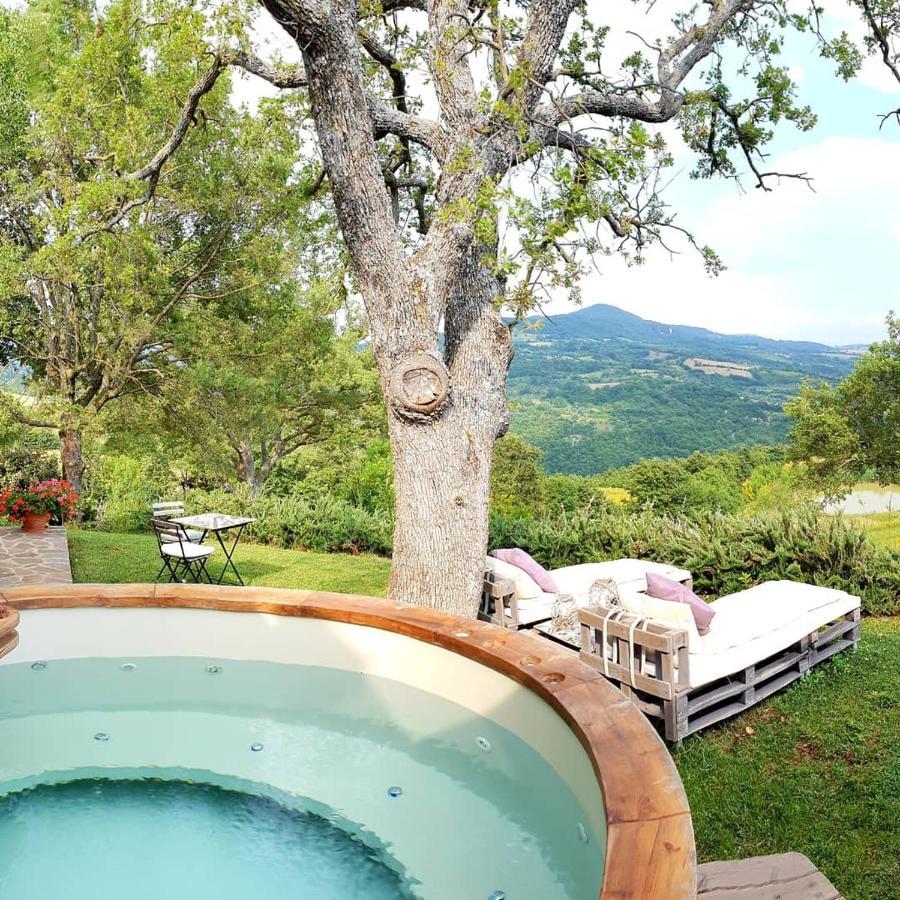 Agriturismo Sugheretello Semproniano Eksteriør billede
