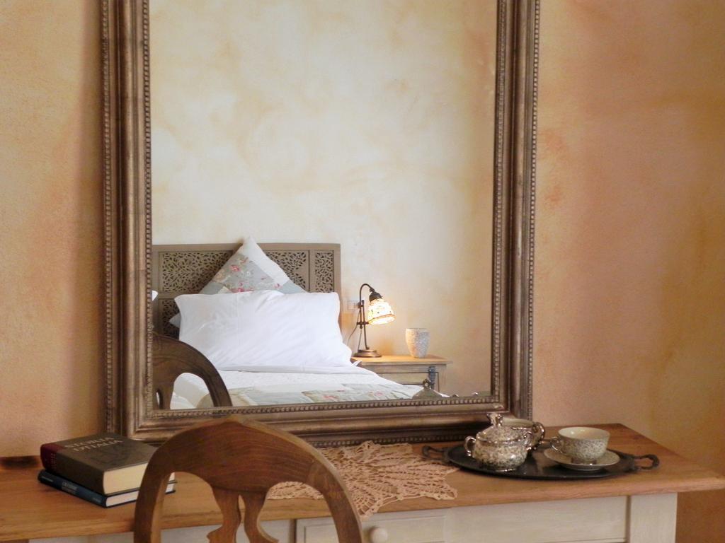 Agriturismo Sugheretello Semproniano Værelse billede