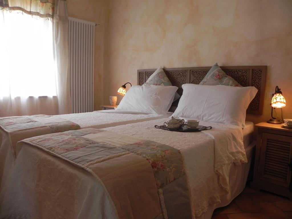 Agriturismo Sugheretello Semproniano Værelse billede