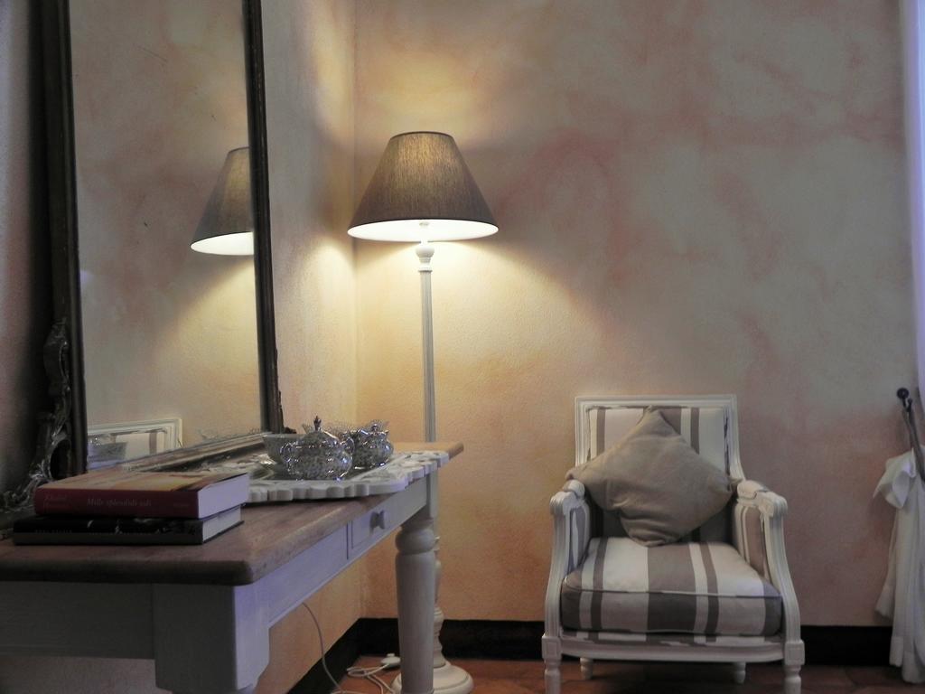 Agriturismo Sugheretello Semproniano Værelse billede