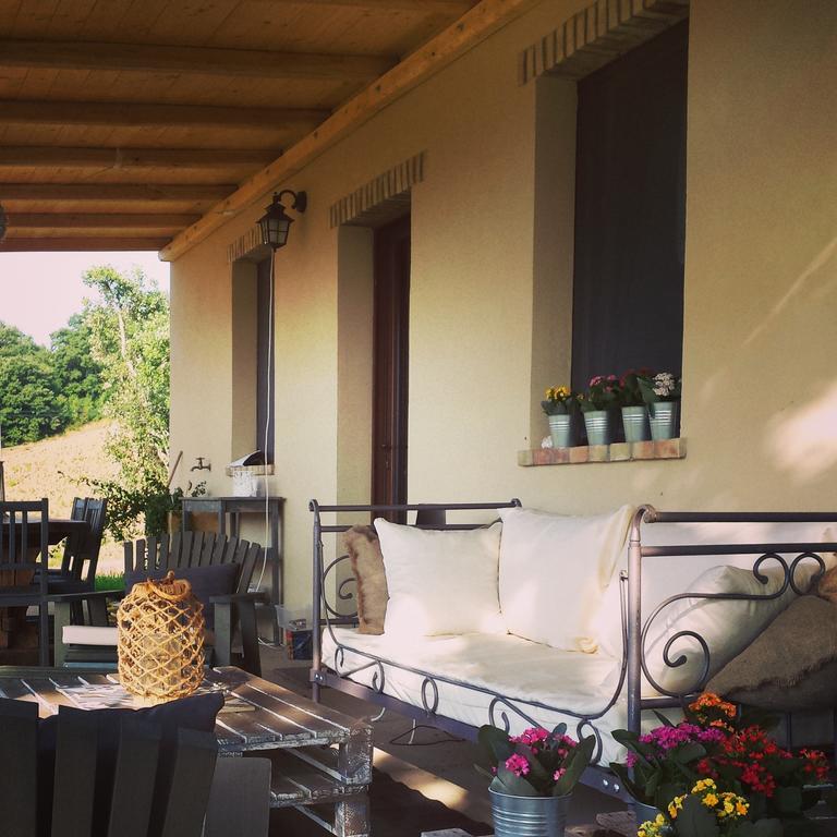 Agriturismo Sugheretello Semproniano Eksteriør billede