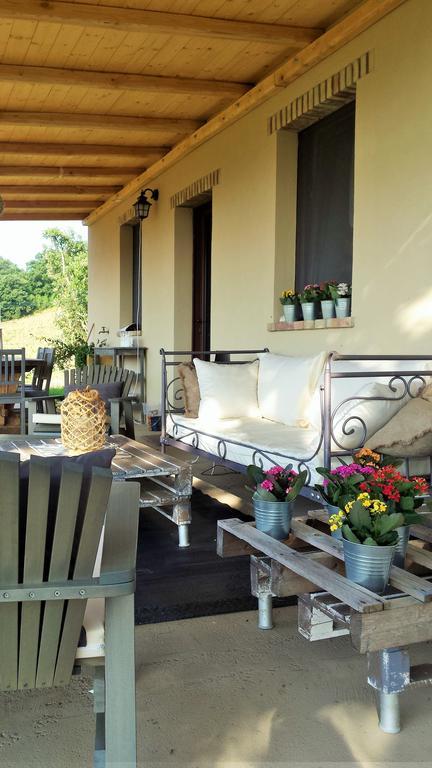 Agriturismo Sugheretello Semproniano Eksteriør billede